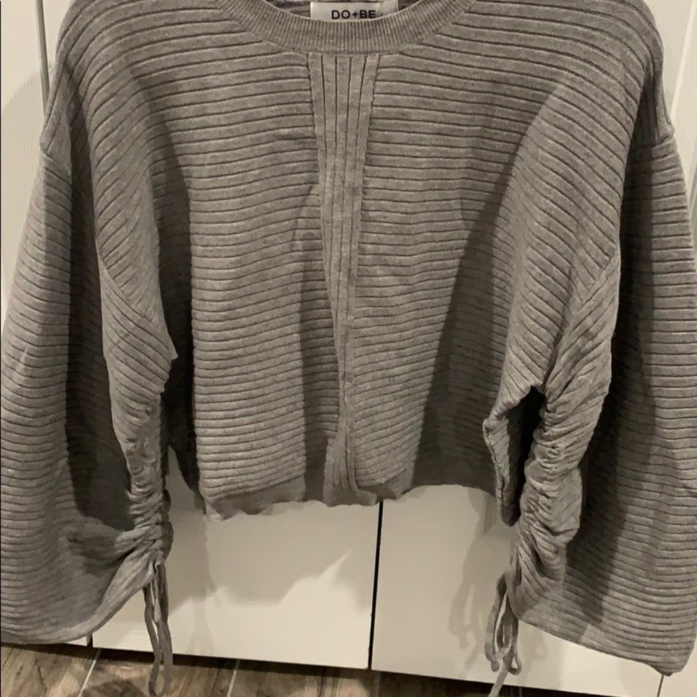 Cropped Ribbed Drawstring Sweater - Picture 6 of 7